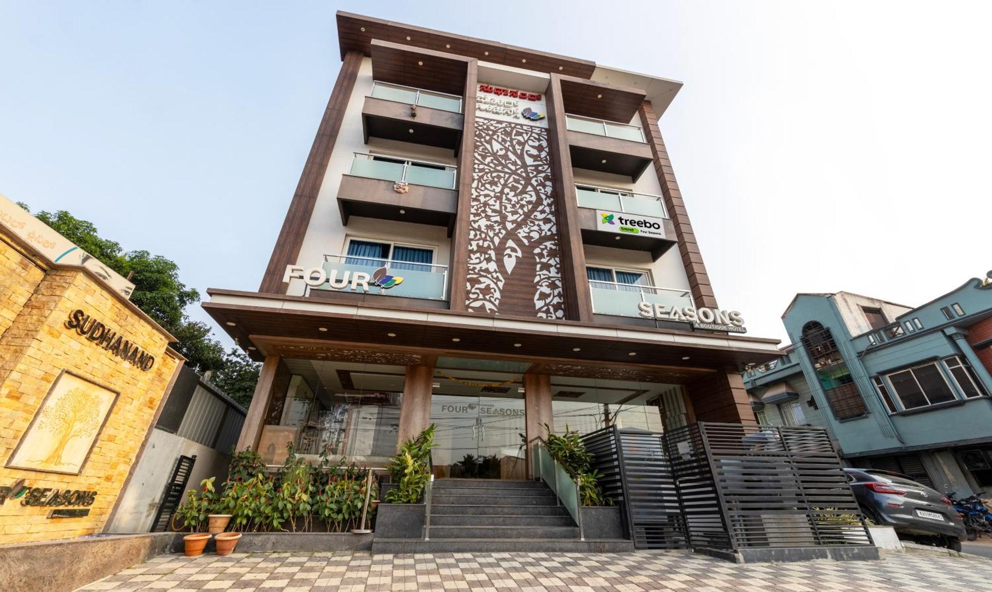 Treebo Four Seasons Hotel Mysore Eksteriør billede